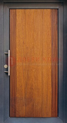 Коричневая входная дверь c МДФ панелью ЧД-03 в частный дом в Климовске