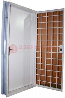 Белая стальная бронированная дверь с нитроэмалью ДБ-7 в Климовске