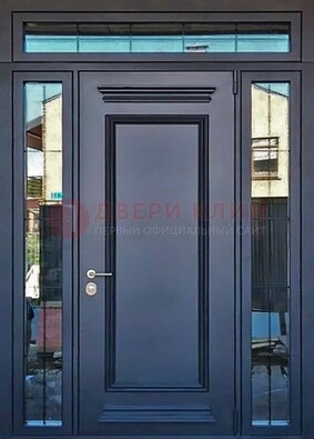 Черная металлическая дверь с фрамугой и филенкой ДФГ-19 в Климовске