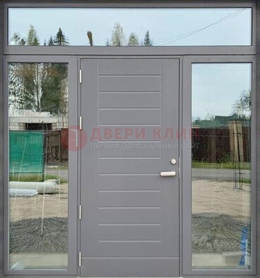 Серая стальная дверь с панелью МДФ и стеклянными фрамугами ДФГ-28 в Климовске