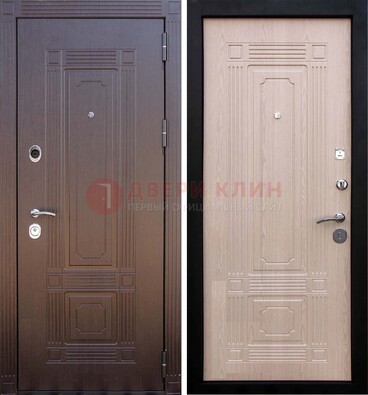 Коричневая входная дверь с МДФ ДМ-173 для кирпичного дома в Климовске