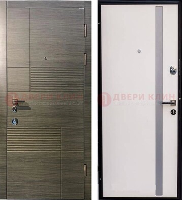 Входная дверь Серая стальная МДФ с белой стеклянной вставкой внутри ДМ-266 в Климовске