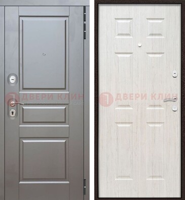 Светлая металлическая дверь с двумя МДФ панелями ДМ-458 в Климовске