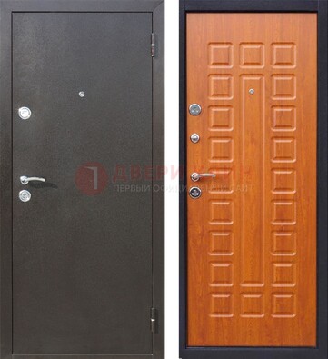 Коричневая стальная дверь с порошковым напылением ДП-202 в Климовске