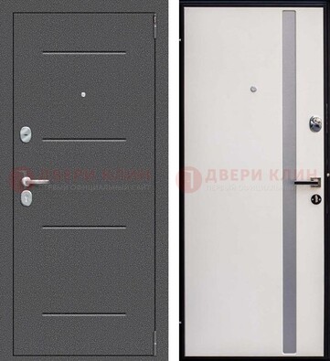 Железная дверь с порошковым напылением и белой МДФ ДП-212 в Климовске