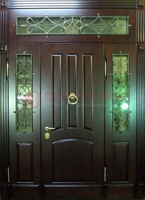 Стальная парадная дверь со стеклом и ковкой ДПР-18 для деревянного дома в Климовске