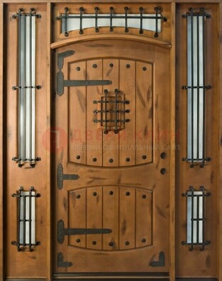 Парадная дверь с коваными элементами ДПР-68 в коттедж в Климовске