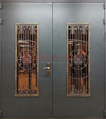 Входная металлическая парадная дверь со стеклом и ковкой ДПР-81 в Климовске