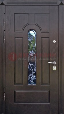 Металлическая дверь со стеклом и ковкой в цвете венге ДСК-142 в Нижнем Новгороде