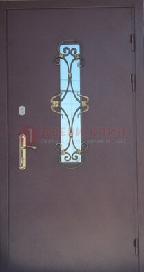 Металлическая дверь со стеклом и ковкой ДСК-77 в панельный дом в Подольске