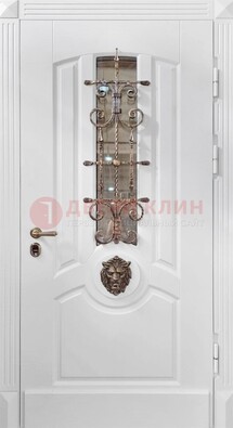 Белая металлическая дверь с виноритом и стеклом с ковкой ДВТ-165 в Климовске