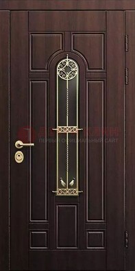 Железная коричневая дверь с виноритом и фрезерованной панелью ДВТ-93 в Климовске