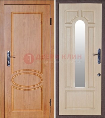 Светлая железная дверь с зеркалом ДЗ-24 в Климовске